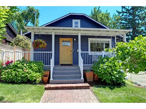7502 SW 32nd Ave, Portland, OR 97219