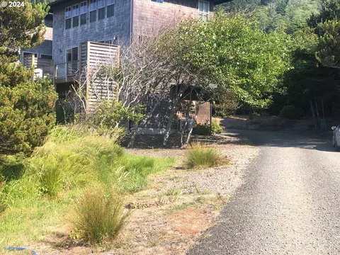Tl 3600 Village Lane, Yachats, OR 97498