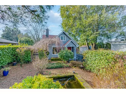 5215 NE 52nd Ave, Portland, OR 97218