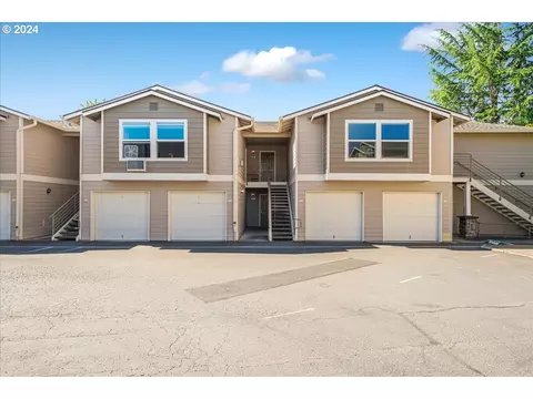 15056 NW Central Dr #706, Portland, OR 97229