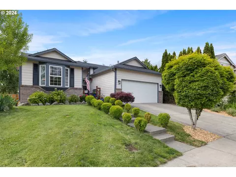 15741 SE Upman Way, Damascus, OR 97089