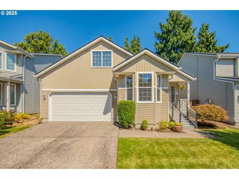 12249 SW Hollow Ln, Tigard, OR 97223