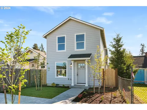 5321 SE 87th Ave #B, Portland, OR 97266