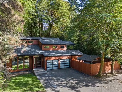 16878 Canyon Dr, Lake Oswego, OR 97034
