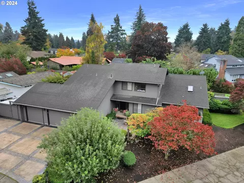 2122 Brookhaven Way, Eugene, OR 97401