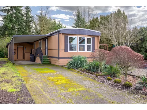 1199 N Terry St #253, Eugene, OR 97402