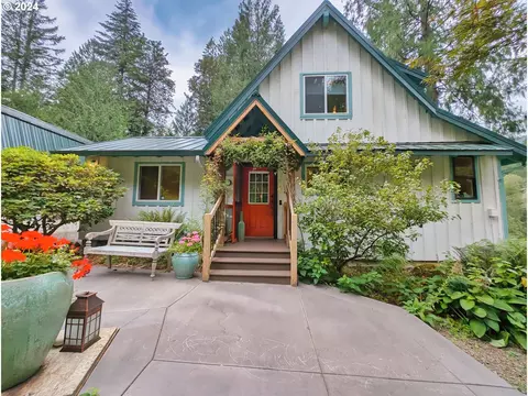60655 E Alt Rd, Sandy, OR 97055