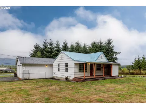 76830 Blitz Creek Rd, Clatskanie, OR 97016