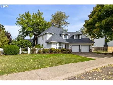 1989 NW Wallace Rd, Mcminnville, OR 97128