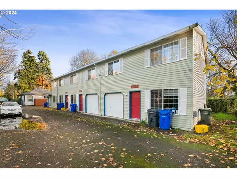 2309 SE 90th Ave, Portland, OR 97216