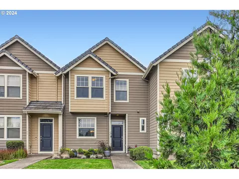 8270 SW Maxine Ln #48, Wilsonville, OR 97070