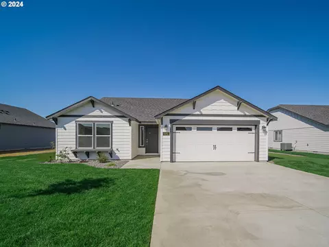 5082 Holly St, Springfield, OR 97478