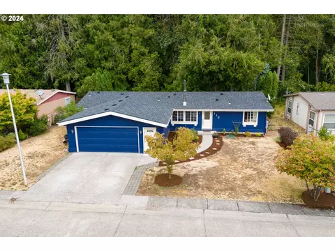1655 S Elm St #112, Canby, OR 97013