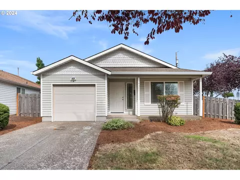 9351 SE Salmon Ct, Portland, OR 97216