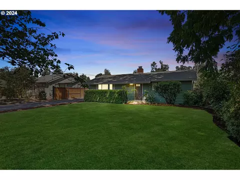 1725 Cal Young Rd, Eugene, OR 97401