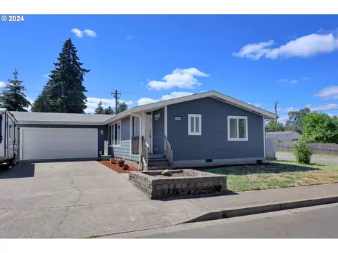 87954 Applegate Ct, Veneta, OR 97487