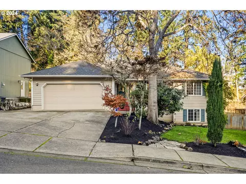 2149 Woodhaven Ct NW, Salem, OR 97304