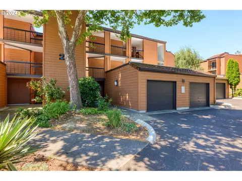 154 Oswego Smt #22, Lake Oswego, OR 97035