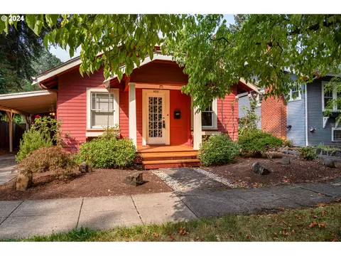 922 Jackson St, Eugene, OR 97402