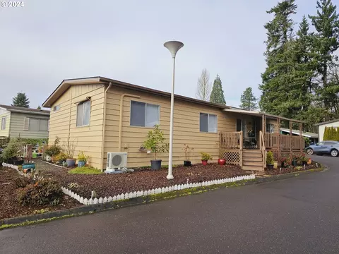 3405 SE Vineyard Rd #81, Milwaukie, OR 97267