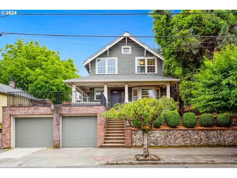 616 NE Morris St, Portland, OR 97212