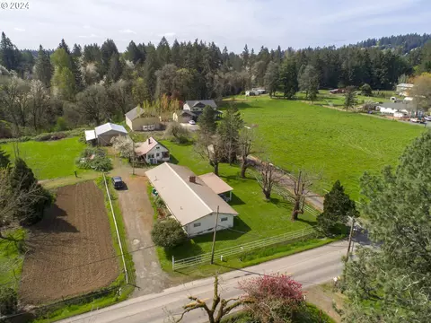 23720 NE Sunnycrest Rd, Newberg, OR 97132