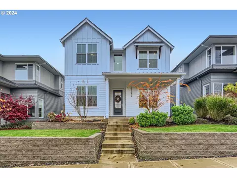 11932 NW Hibbard Dr, Portland, OR 97229