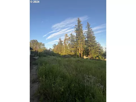 3 SE City View Dr, Happy Valley, OR 97086