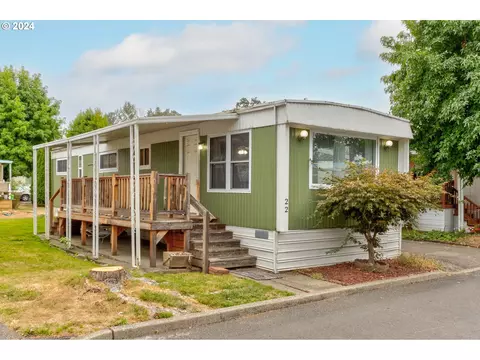 4400 SE Roethe Rd #22, Milwaukie, OR 97267