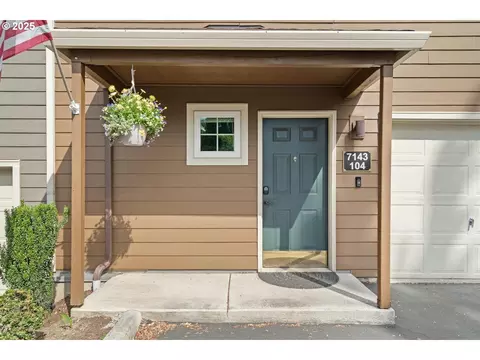 7143 SW Sagert St #104, Tualatin, OR 97062