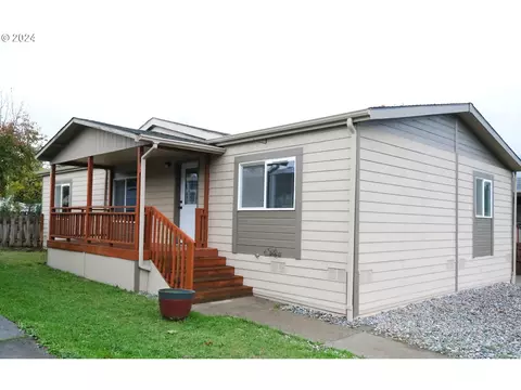 14939 S Fox Pointe Dr, Oregon City, OR 97045