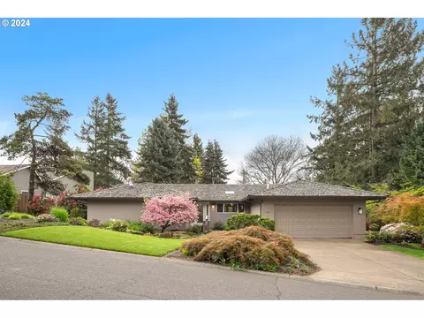 20 Othello St, Lake Oswego, OR 97035