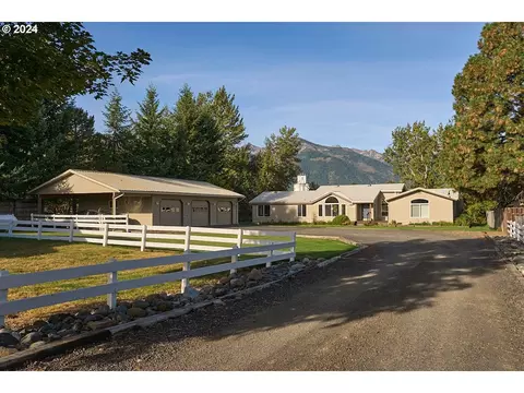 603 N Mill St, Joseph, OR 97846
