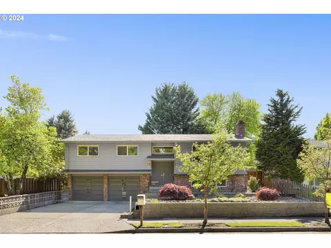 16826 NE Pacific Dr, Portland, OR 97230
