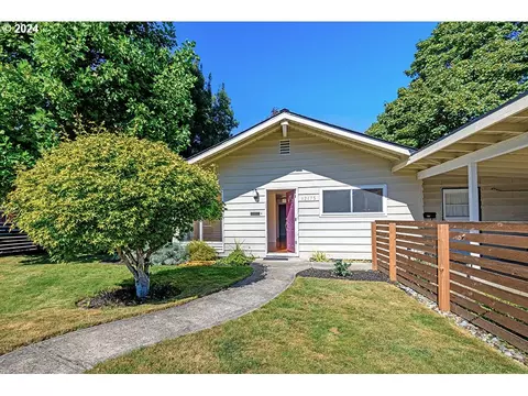 12175 SW 9th St, Beaverton, OR 97005
