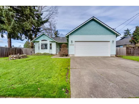 2833 Bailey Ln, Eugene, OR 97401