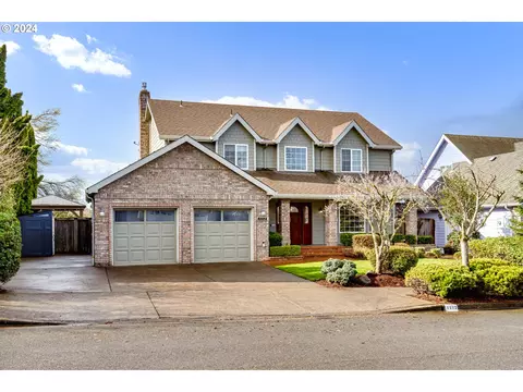 1112 Valley Butte Dr, Eugene, OR 97401