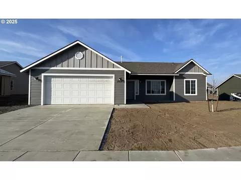 2812 Grouse St, Umatilla, OR 97882