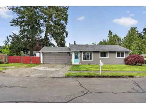 18436 SE Stephens Cir, Portland, OR 97233