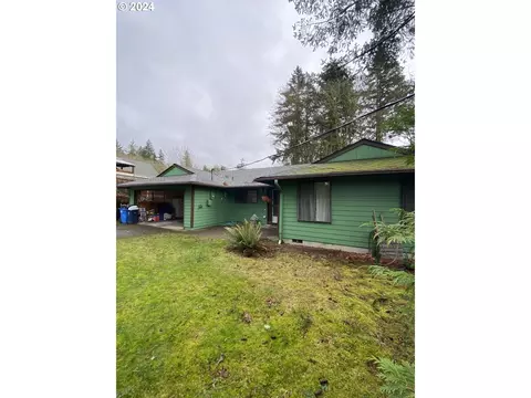 696 NW Sierra St, Camas, WA 98607