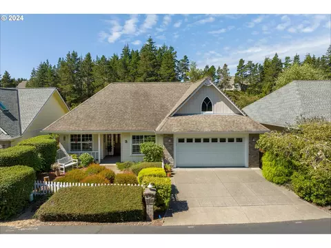 3 Waterford Downs Ct, Florence, OR 97439