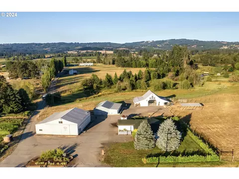 12101 SW River Rd, Hillsboro, OR 97123