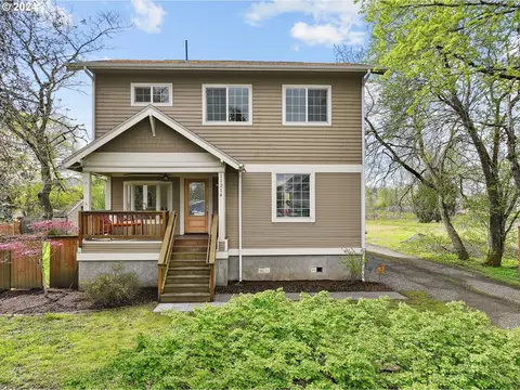 11214 SE Harold St, Portland, OR 97266