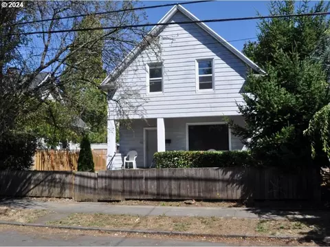 4924 NE Rodney Ave, Portland, OR 97211