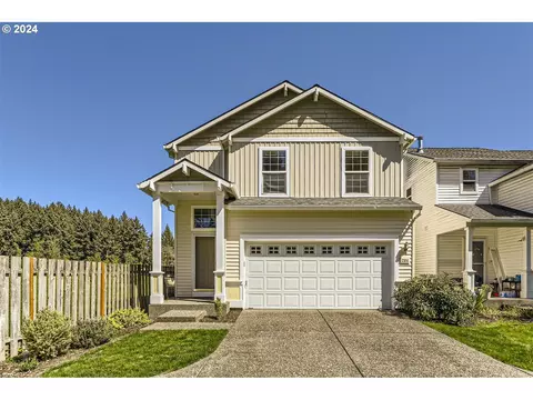 204 NE Archer Ct, Hillsboro, OR 97124