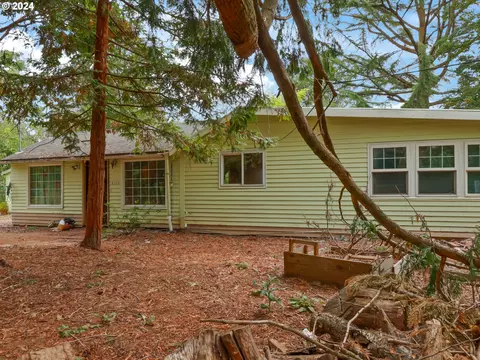 2314 SE 90th Ave, Portland, OR 97216