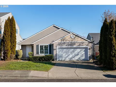 59526 Catarin St, Saint Helens, OR 97051