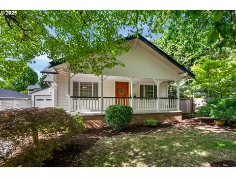 3329 SE Steele St, Portland, OR 97202
