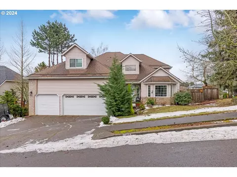 1812 SW Nancy Dr, Gresham, OR 97080