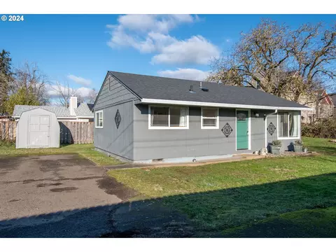 2246 SE 87th Ave, Portland, OR 97216